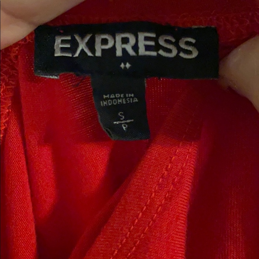 Red dress - Picture 5 of 5